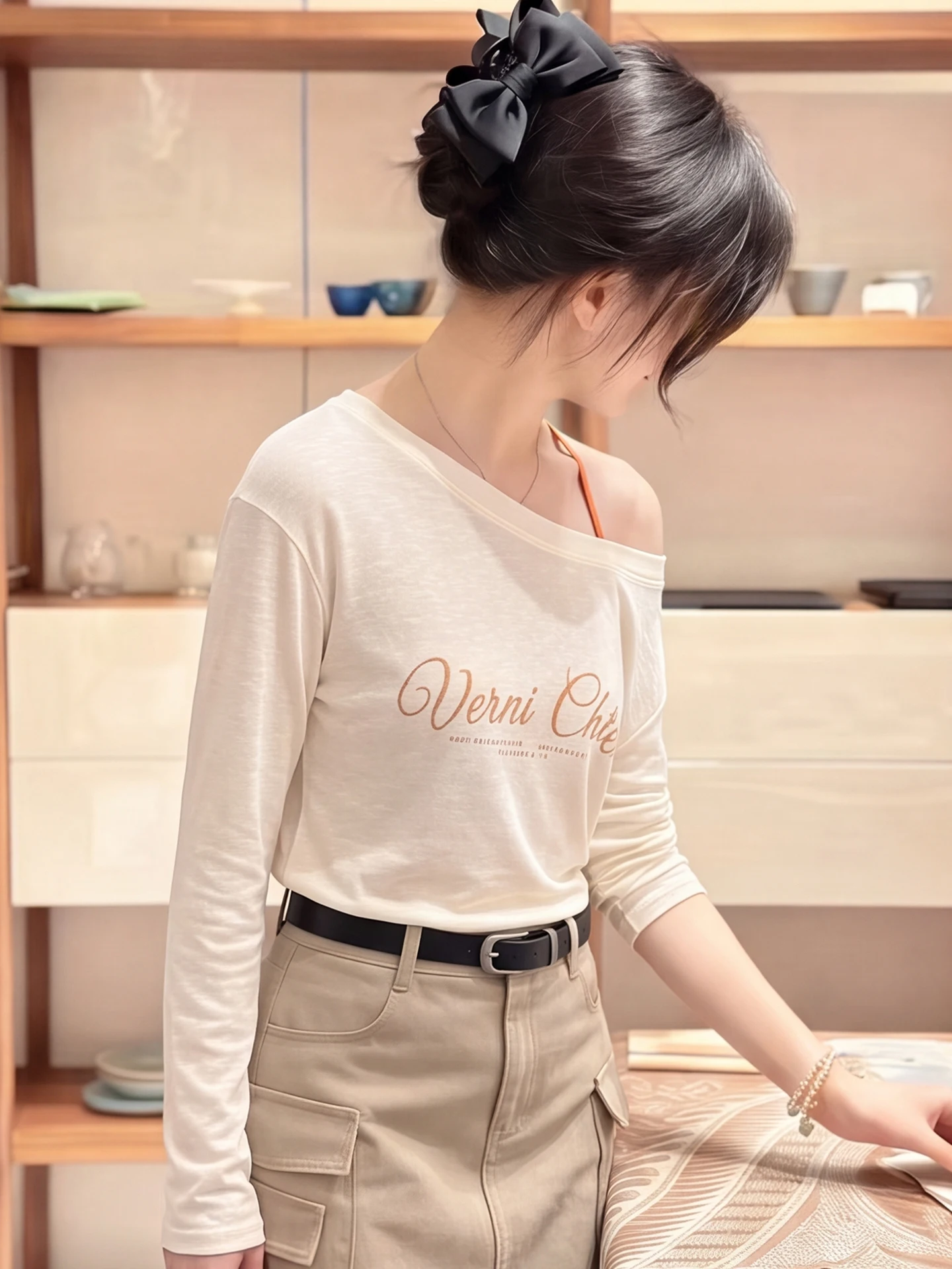 sun-protection-long-sleeve-t-shirt-cover-up-women's-summer-beautiful-side-collar-shoulder-exposure-letter-print-top