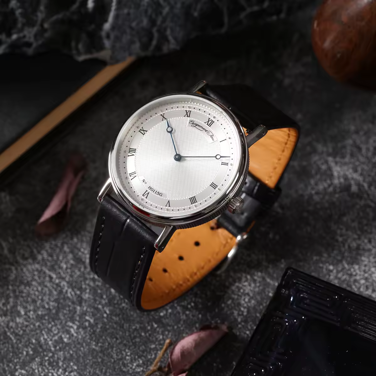 【Escapement Time】Quartz Movement Watch 38.5mm Case Waterproof 50M Blue Heat Treatment Hand