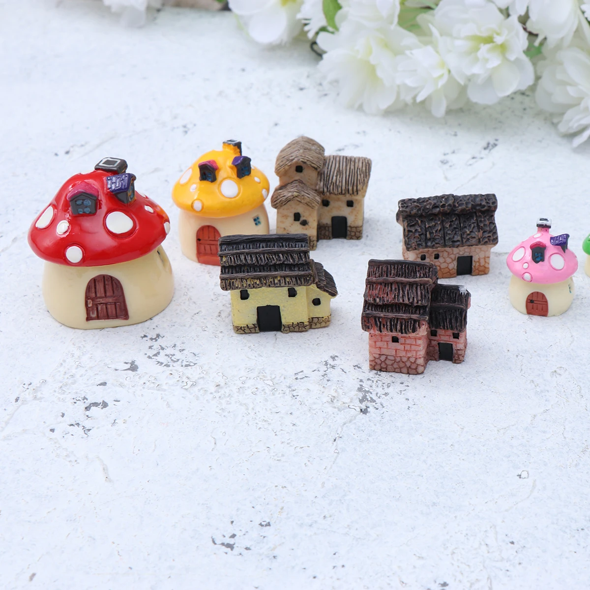 

12pcs Micro Landscape Ornament Resin House Garden Decor Moss Bonsai Miniature Gift Family Friends Party Christmas