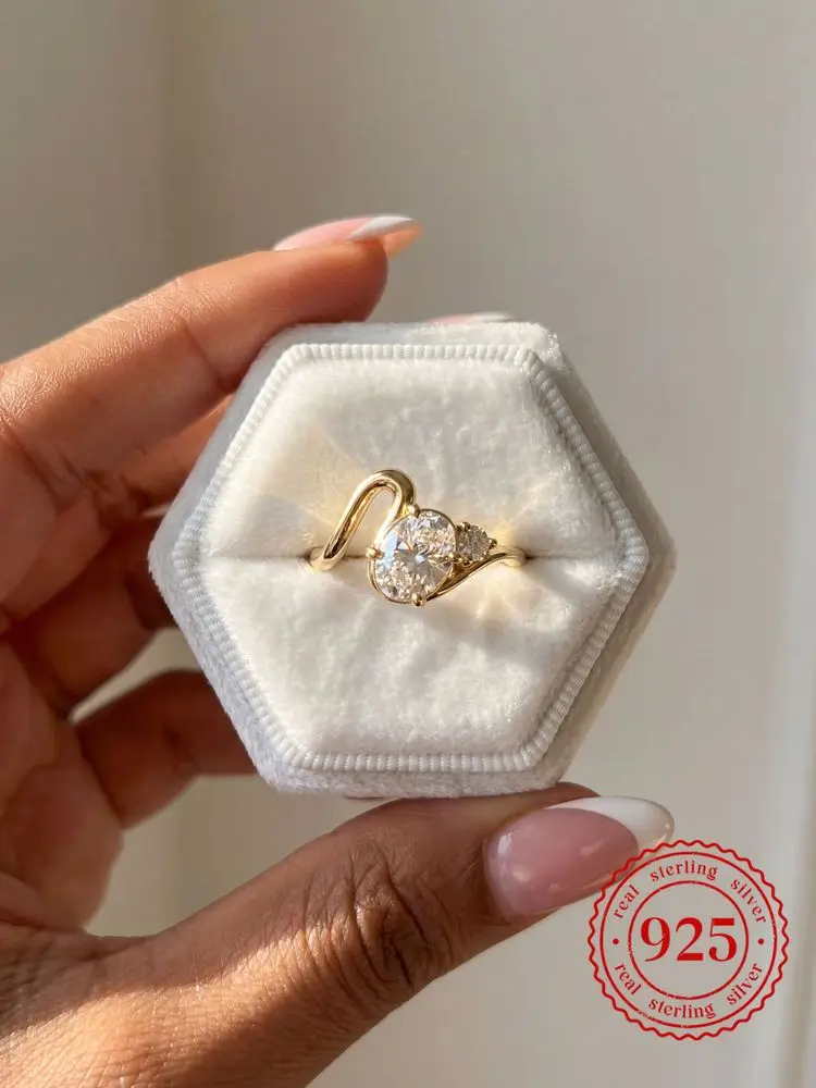 

925 Sterling Silver Shiny Fashion Simple Wave Oval Zircon Ring For Women Engagement Party Luxury High Quality Fine Jewelry Gifts