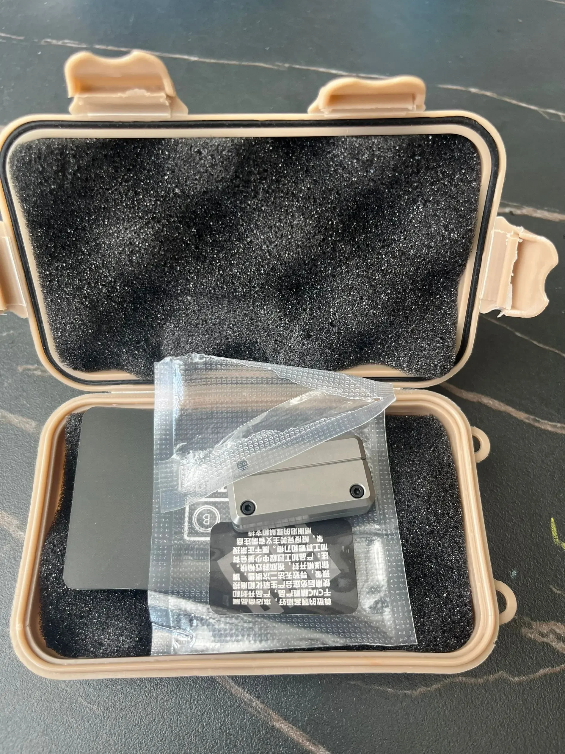 Second-Hand out-of-Print EDC Rifling Push Brand Stainless Steel Box with Complete Accessories