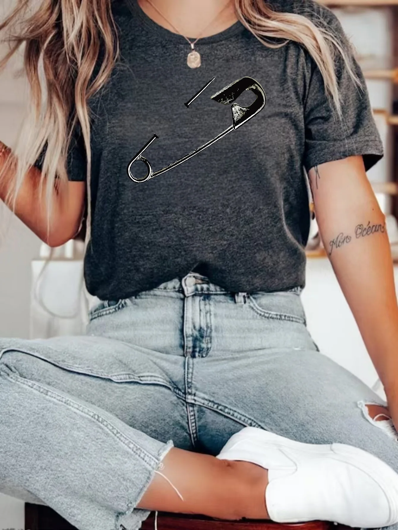 Women's Y2k Style Pin Pattern Round Neck Short Sleeved Summer Fashion Women's Printed Daily Tshirt Skin Friendly and Comfortable