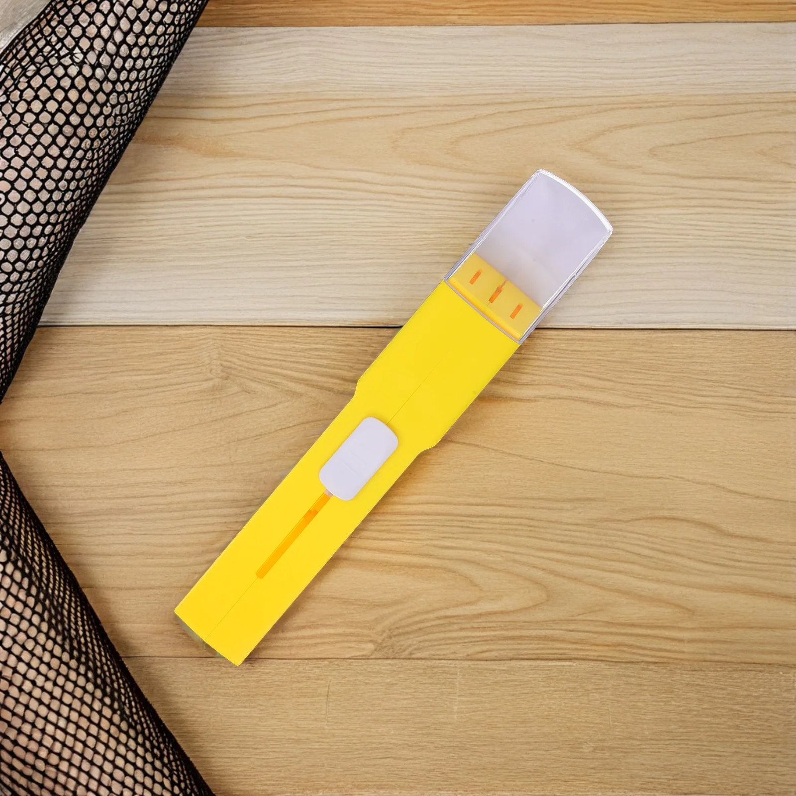 

2 Pcs Handheld Insect Trap Beetles Exploring Habitat Tool Catching Nature Tools Catcher Plastic