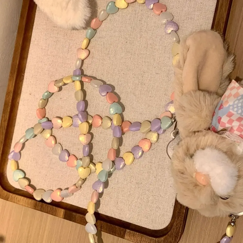 

Милый держатель для телефона на ремешке: мягкий, миниатюрный, в виде зайчика. Идеальный подарок.