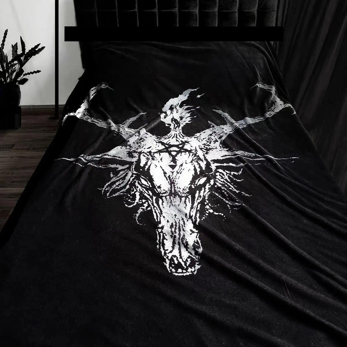 Gothic Dark Aesthetic Blanket Evil Skull Pattern Personalized Throw Blanket Student Dorm Nap Cover Air Conditioning Shawl Blanke