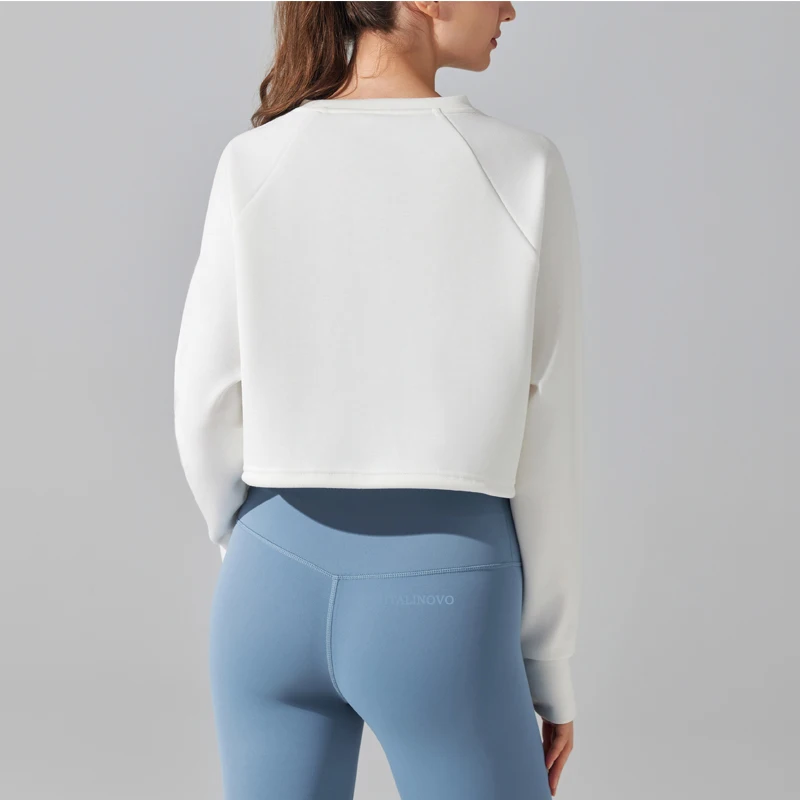 VITALINOVO Weiches, kurzes Sweatshirt mit Rundhalsausschnitt für Damen, langärmelig, Workout-Pullover, Pullover, Daumenlöcher, entspannte, leichte Oberteile – Detail 3