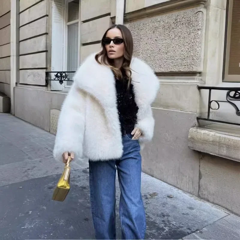 Stylish large lapel-neck imitation fur coat, feminine elegant celebrity long-sleeved thermal coat, fluffy top