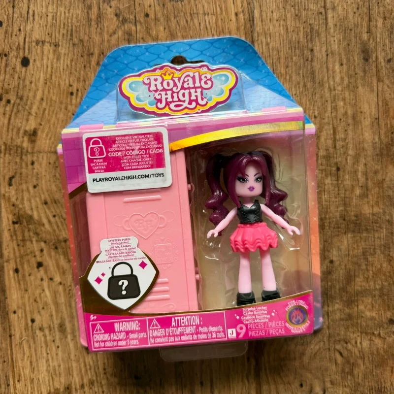 

in Stock Royale High Surprise Locker Doll Series 1 8CM Dress-Up Mystery Bag Blind Box Toy
