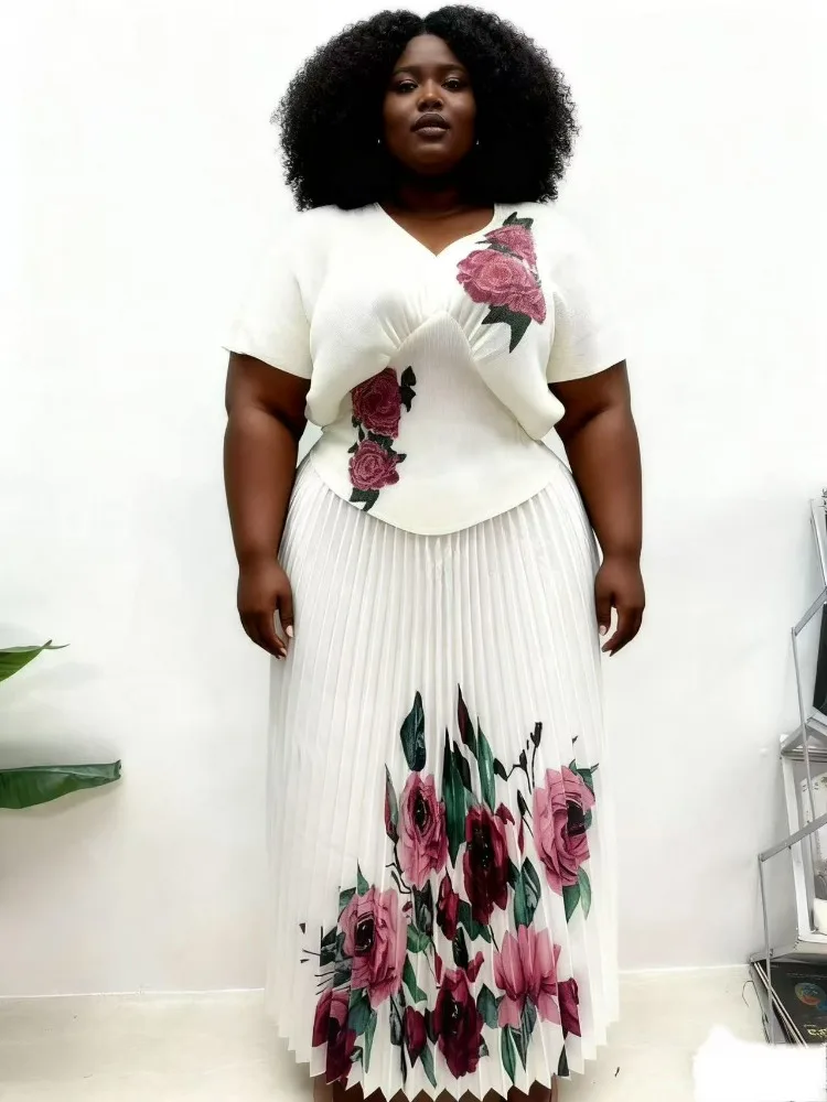 Miyake Afrikanischer V-Ausschnitt, plissiert, kurzärmelig, bedruckt, elegant, lockerer Anzug, modisches Top + plissierter langer Rock, zweiteiliges Damen-Set