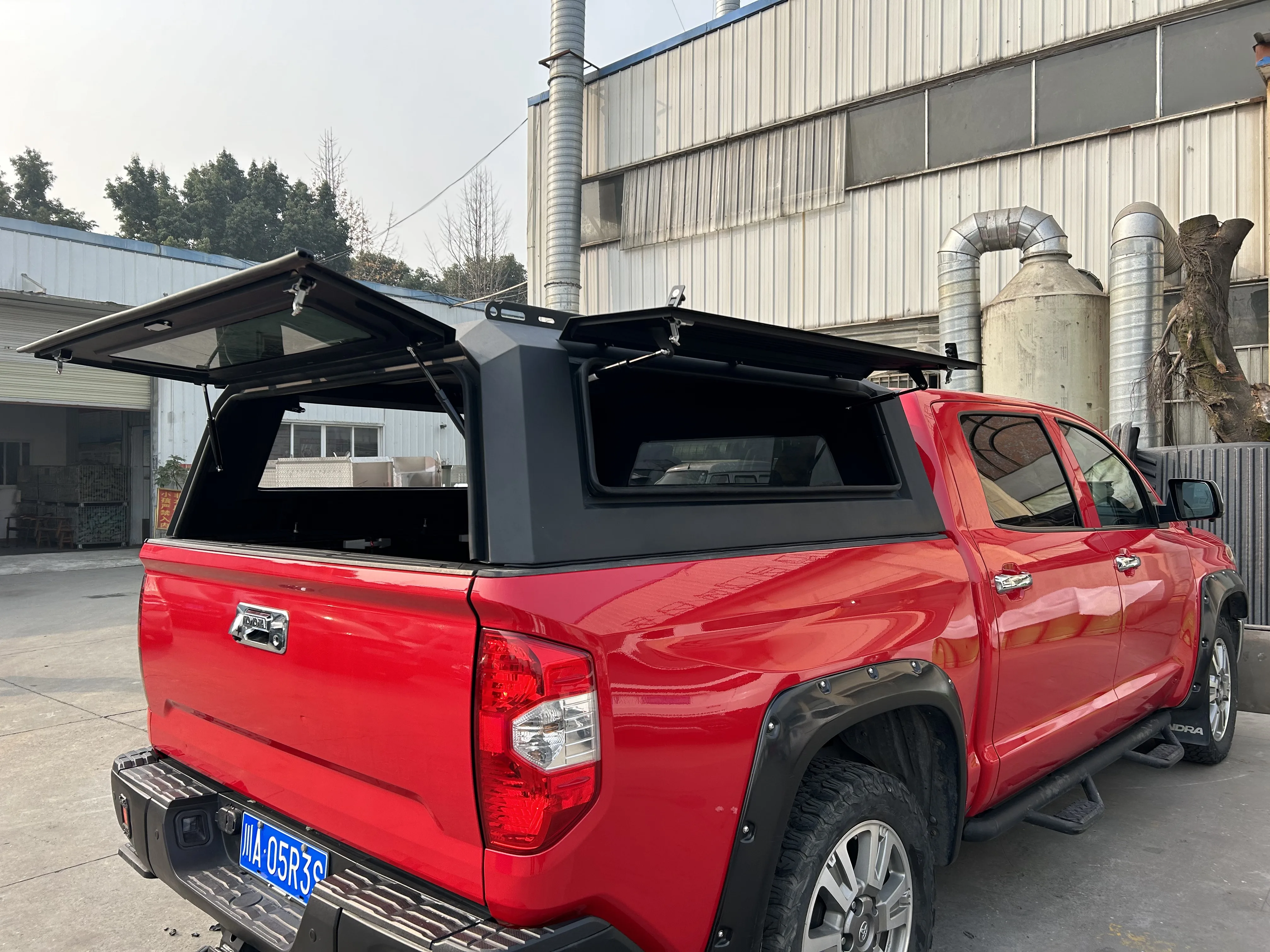 High Quality Aluminum Alloy Pickup Hardtop Truck Canopy for Ford Ranger Raptor Camper Shell No Drill Installation Snap Operation