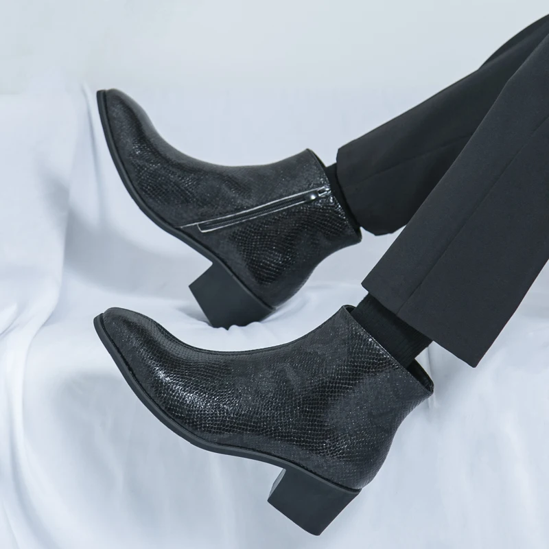 

Мужские высокие ботинки из искусственной кожи с цветными тиснеными узорами, на высоком каблуке, модные мужские ботинки, размеры 38-46