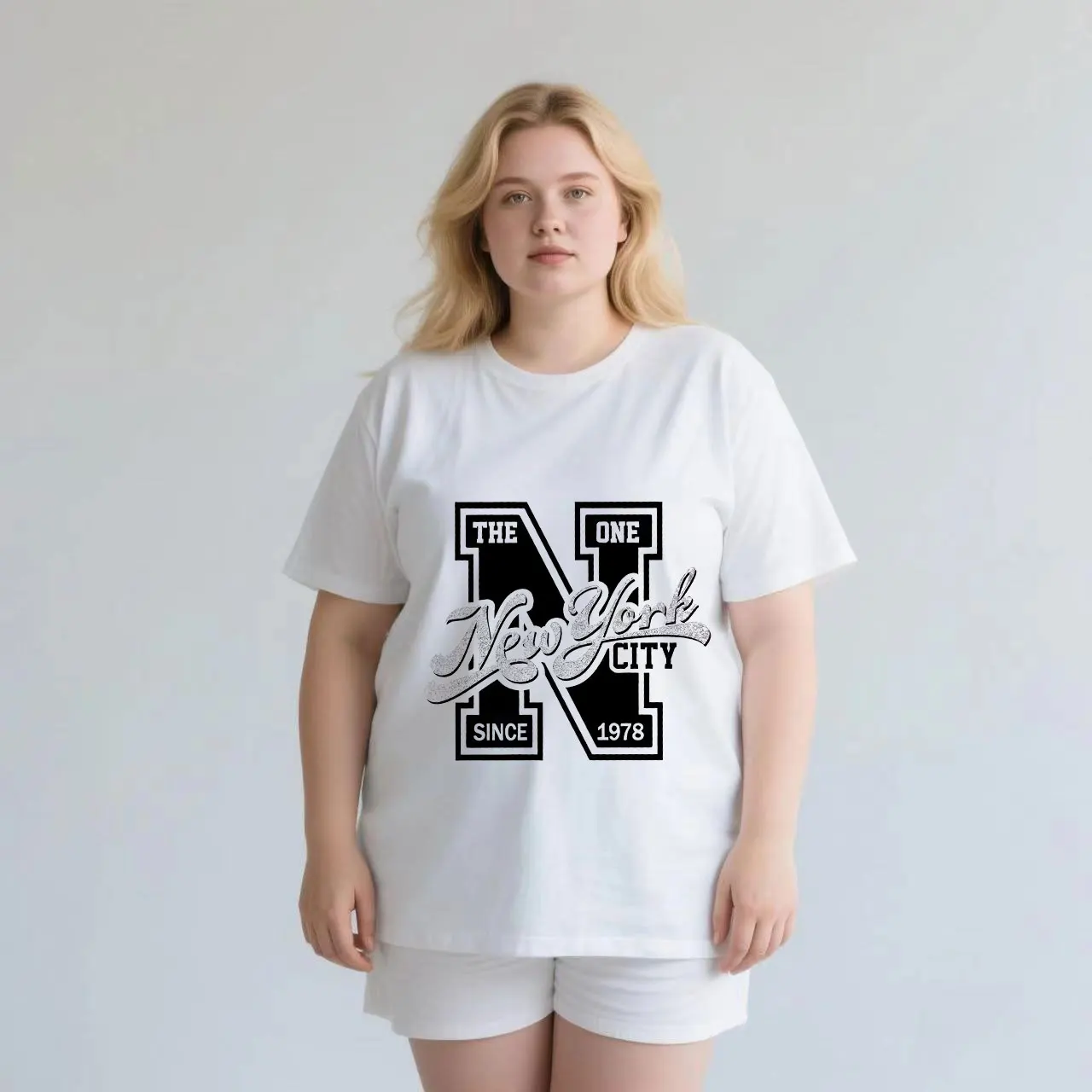 

Personalized, versatile, and cost-effective top plus size Ladies' casual short sleeved T-shirt white