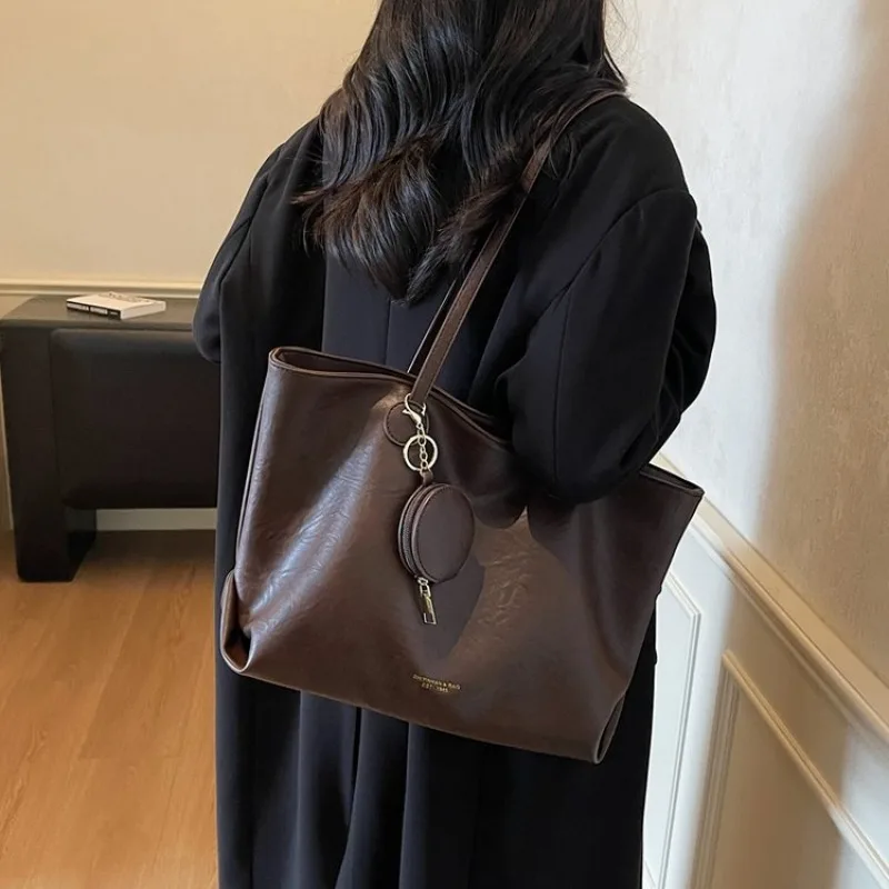 

Fashionable Elegant Diaper Bags For Women Vintage Leather Crossbody Bag Designer Shoulder Bag Simple Large Capacity Tote Bag