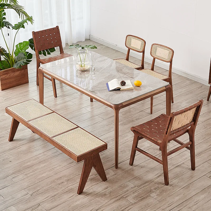 Combinaison table et chaise en bois massif