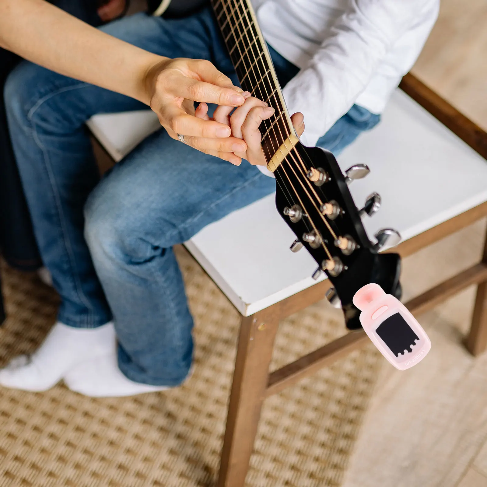 

Guitar Tuner Portable Durable Ukulele Tuning Tool Professional Violin Bass Tuner High Sensitivity Accurate Musical Instrument