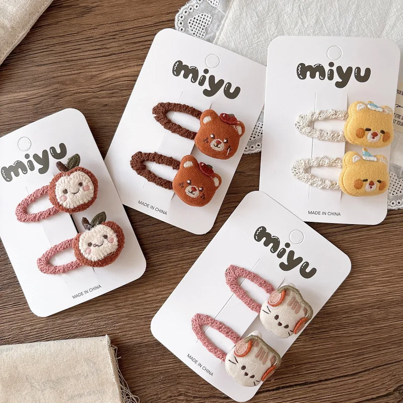 

2 шт./компл. 3D заколки для волос с пышными животными для детей и девочек, зимние заколки с героями мультфильмов BB, милые детские заколки для волос с дизайном мягких животных