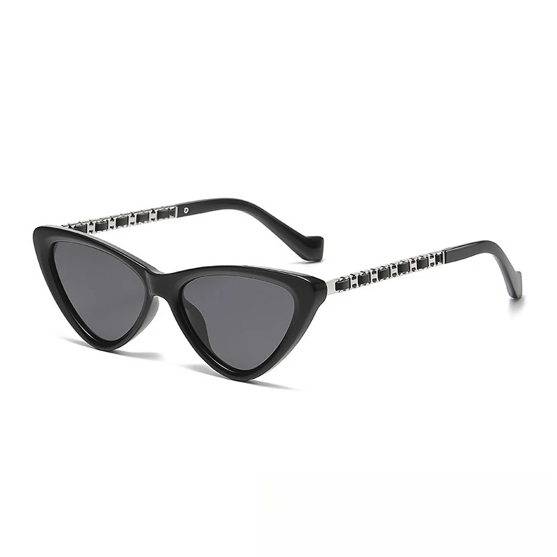 

​​2025 Cat Eye Small Frame Sunglasses, UV400 Polarized Retro Luxury Anti-Glare Driving Face Slimming Y2K TikTok​​