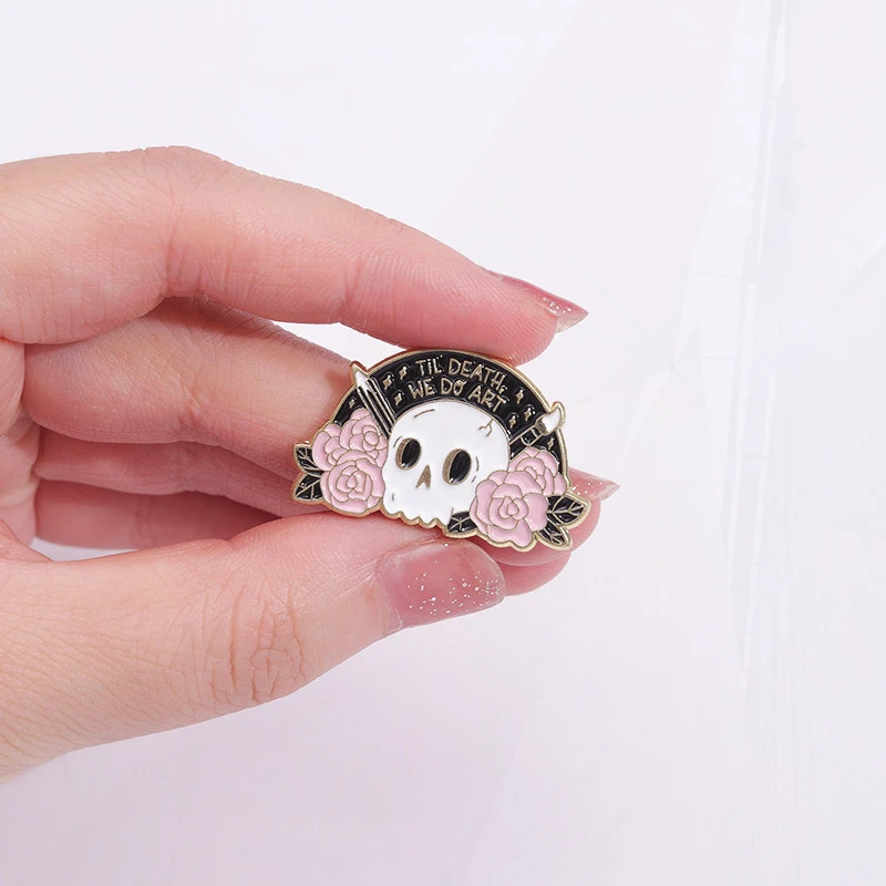 Alloy Badge Decoration Deduction Personal Personal Ghost Halloween Pin New Skeleton Plant Flower Series