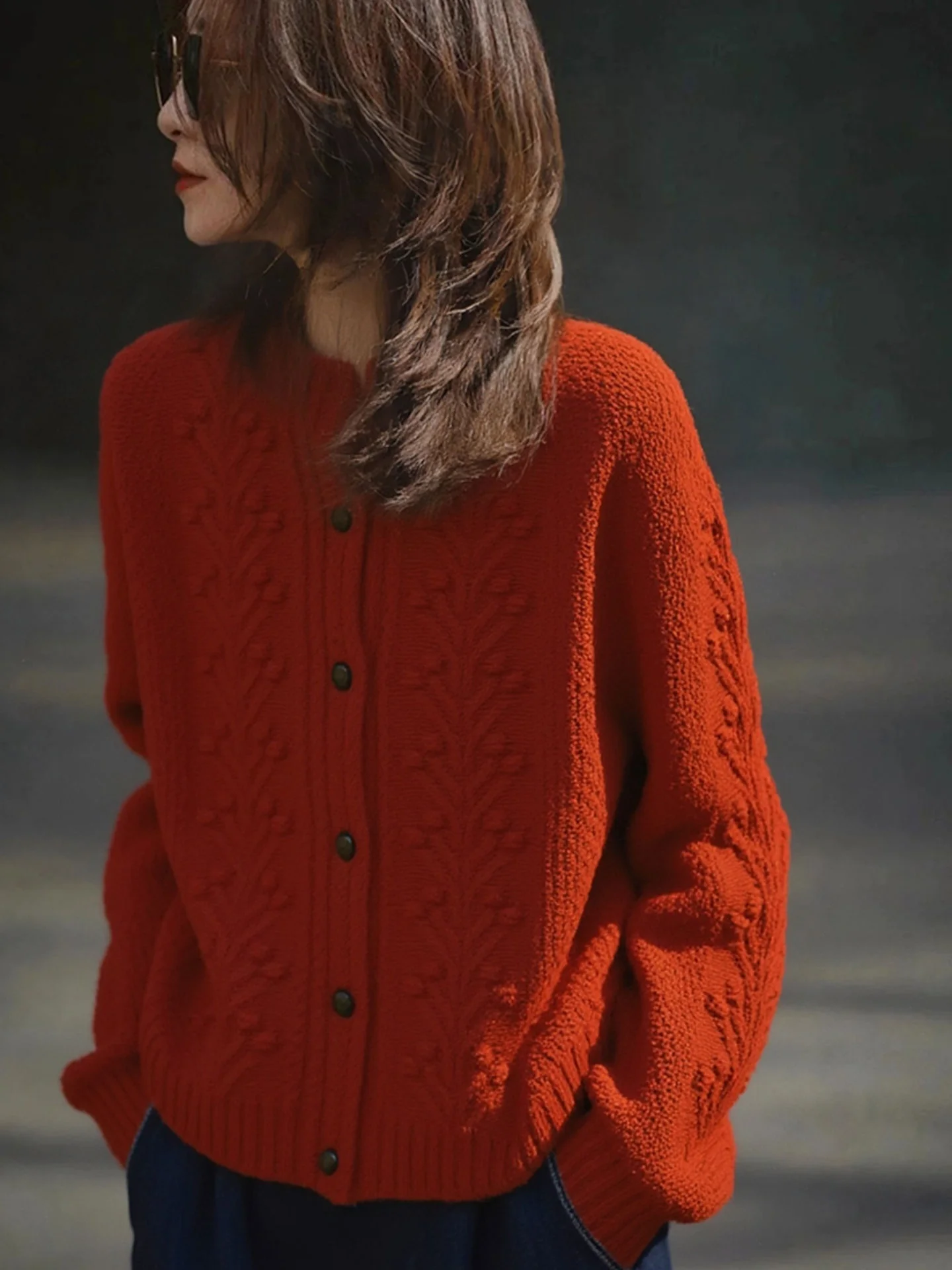 

High-End European Sle Long Sve Knitted Sweater Winter Faion Trend Ana Red Korean Sle Top Women's Camere Sweater