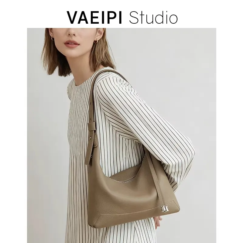 

Новая практичная кожаная сумка-хобо 2026 года, мягкая кожаная сумка-тоут через плечо для повседневных поездок