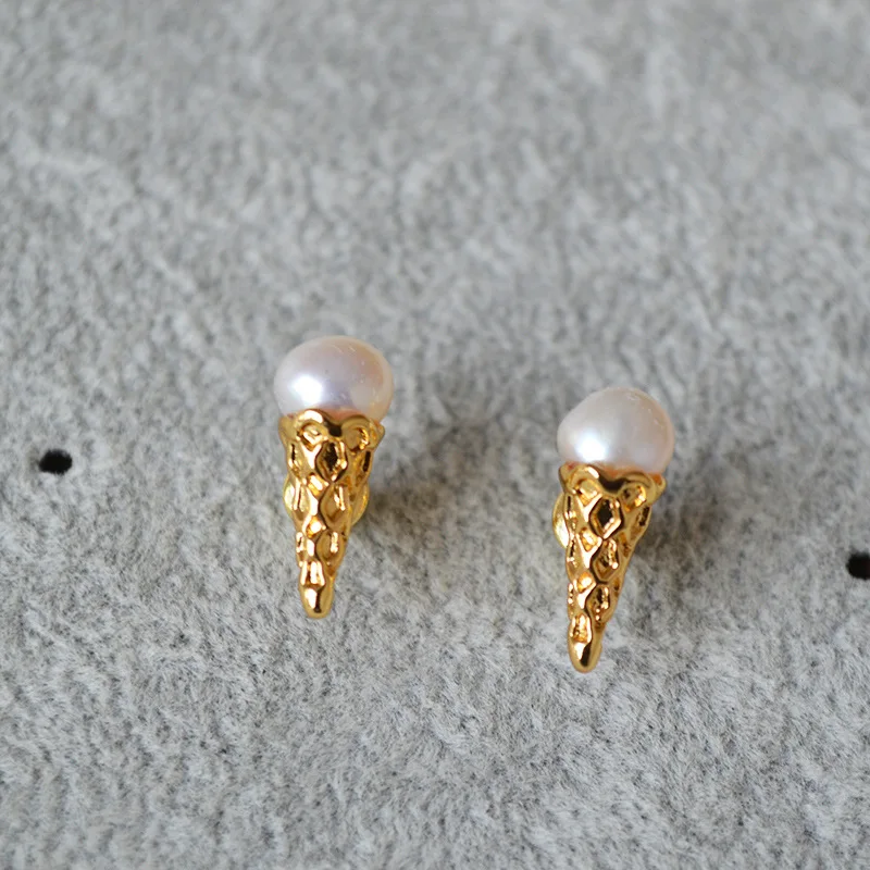 

Korean Niche Design Exquisite Simple Small Irregular Freshwater Pearl Cone Ice Cream 925 Sterling Silver Needle Stud Earrings