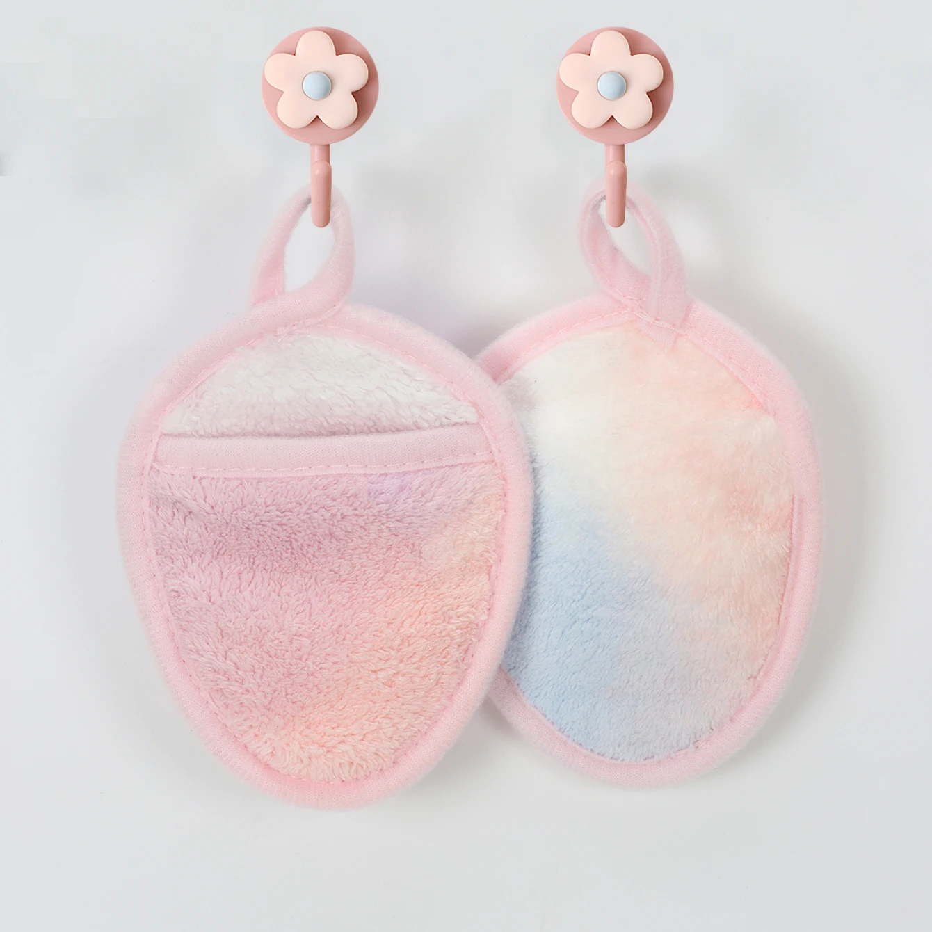 ถุงมือและผ้าเช็ดหน้า 3/6 ชิ้น + ถุงตาข่ายทำความสะอาด สามารถใช้สำหรับทำความสะอาดผิวหน้า เหมาะสำหรับทุกสภาพผิว