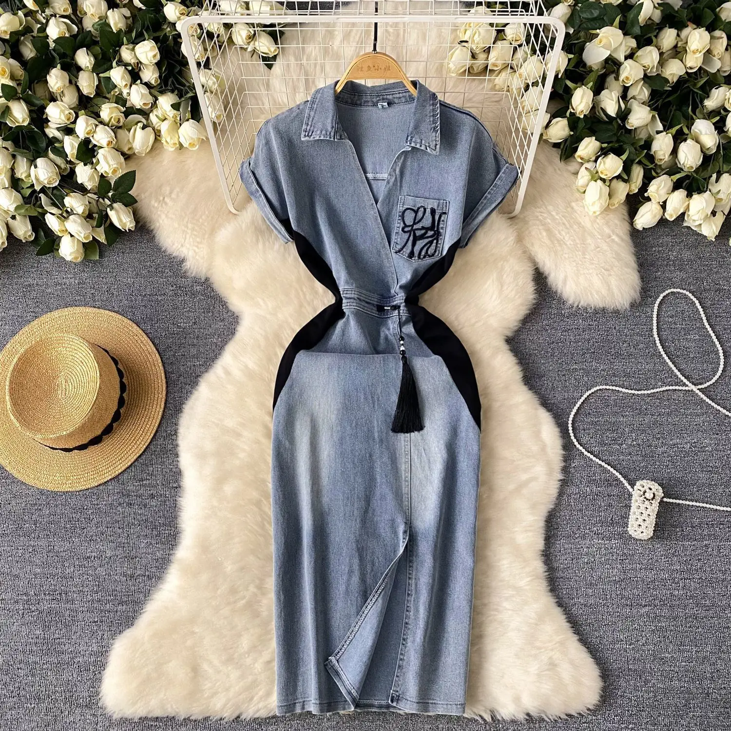 

Retro National Style Denim Short-sleeved Dress. Women's Summer New Chinese Style Embroidery Slim Polo Neck Slit Splicing Dress