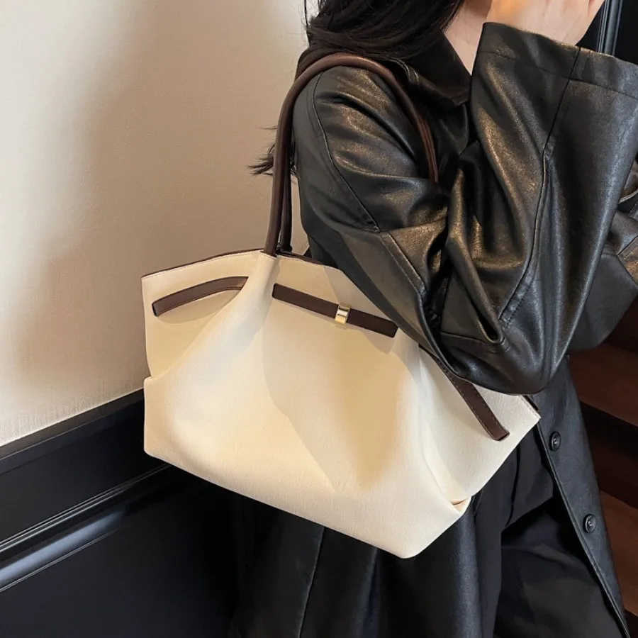 

Модная осенняя новая матовая сумка-тоут в стиле ретро, нишевая текстура, тренд в иностранном стиле, повседневная универсальная сумка-ведро на одно плечо для поездок на работу