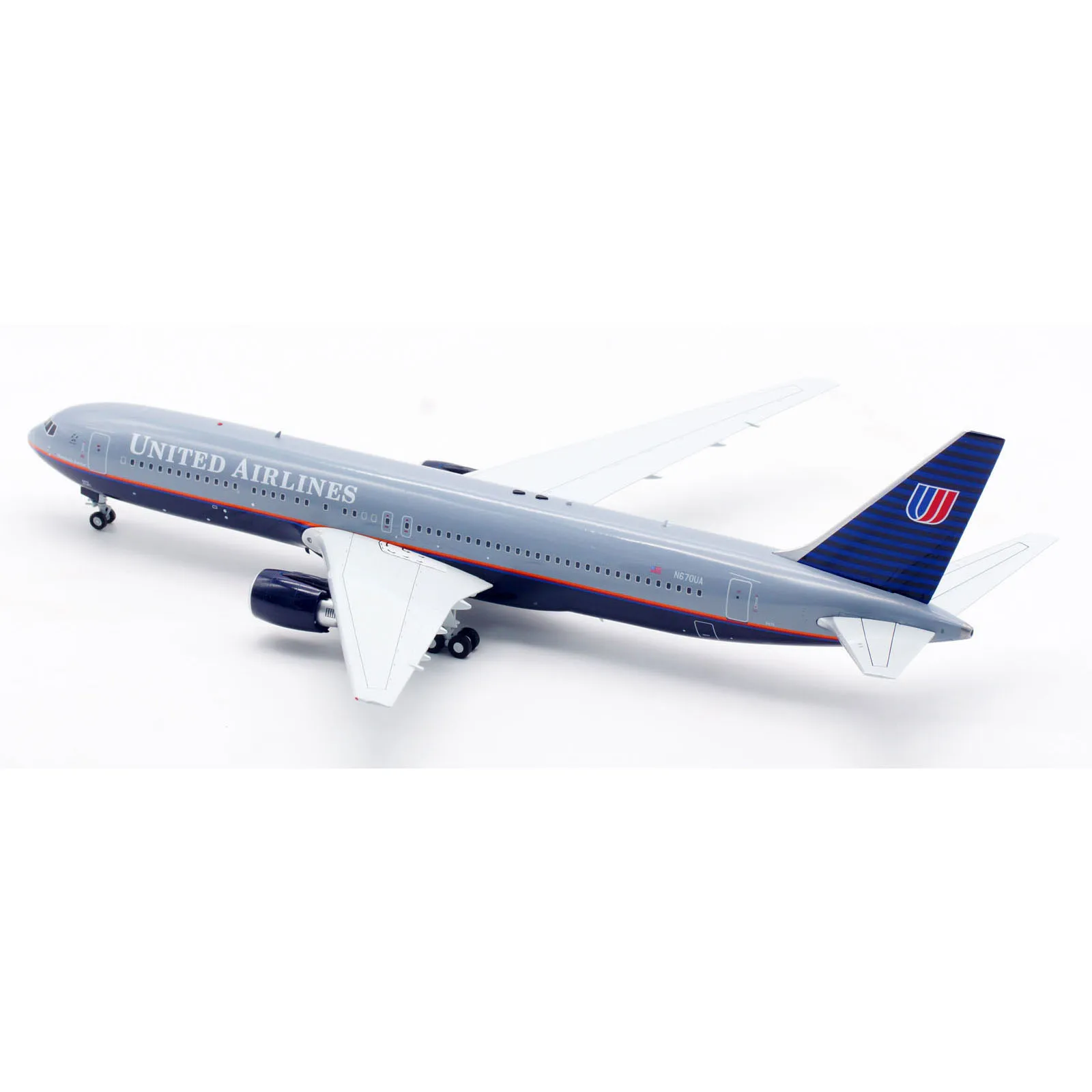 INFLIGHT regalo aereo da collezione in lega muslimata 1:200 United Airlines Boeing B767-300 Diecast Aircraft Jet Model N670UA