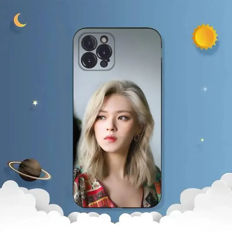 T-TWICE J-Jeong-yeon Cute Phone Case For iPhone 11 12 Mini 13 14 15 PRO XS MAX X XR 6 7 8 Plus Black Shell