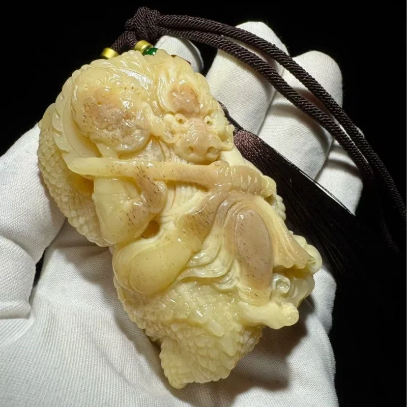 Tibetan-style bone handpiece, car hanging pendant, unisex decorative item, vintage collectible