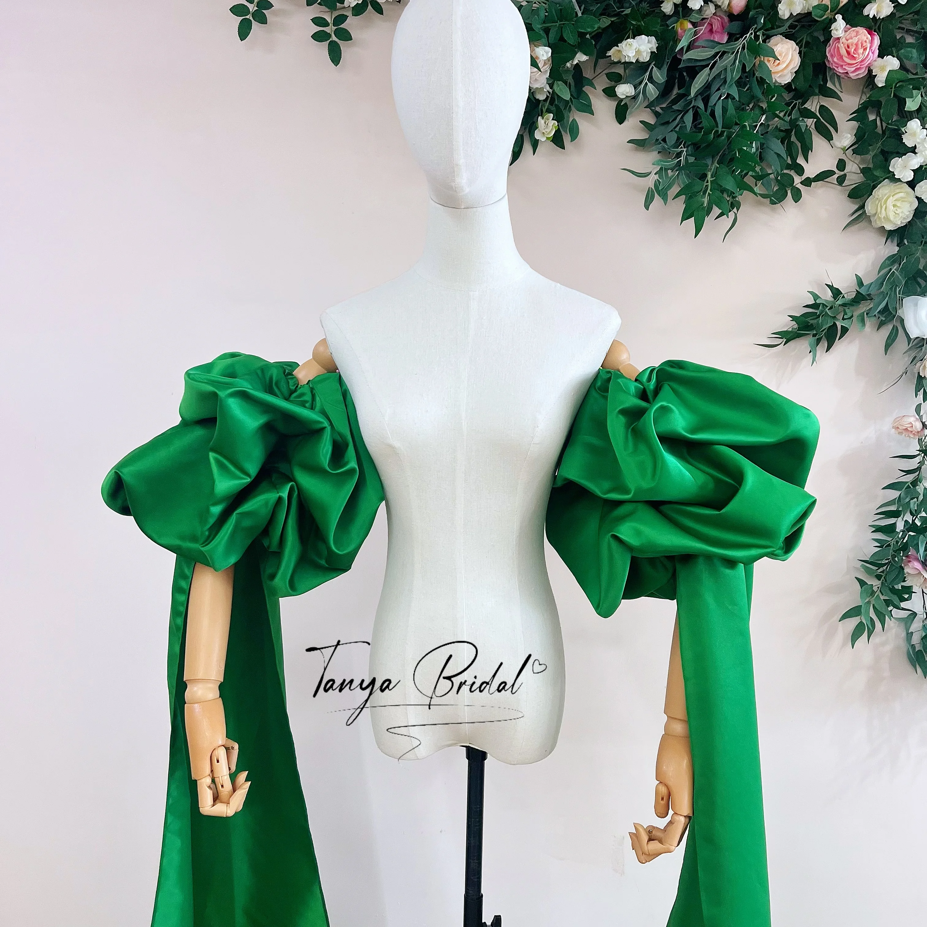 Green Satin Puffy Long Shawl Detachable Sleeves for Wedding Removable Fashion Arm Accessories for Brides