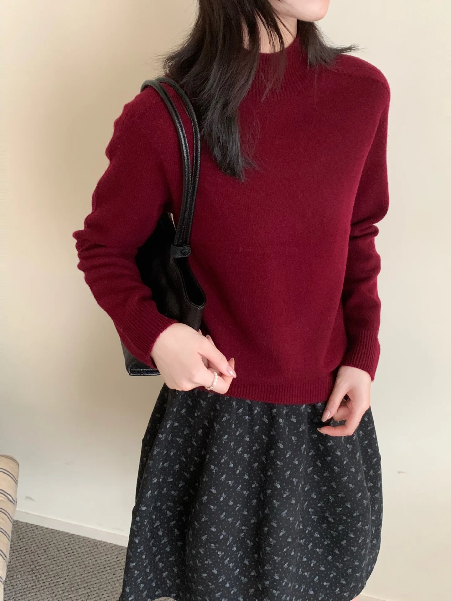 Kaschmirpullover innen, halbhoher Kaschmirwollbasispullover, nahtloser einteiliger einfarbiger Pullover