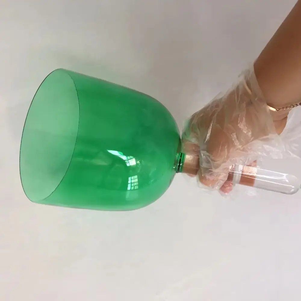 

Около 3,5 дюйма светло-волшебного зеленого цвета с хрустальной ручкой Поющая чаша 639 Гц