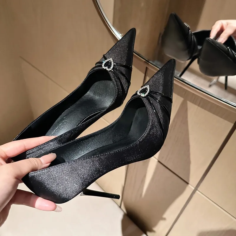 Black High Heels Women's New Autumn Thin Heel Pointed Shallow Mouth Love Rhinestone Single Shoes high heelswomen  zapatos mujer