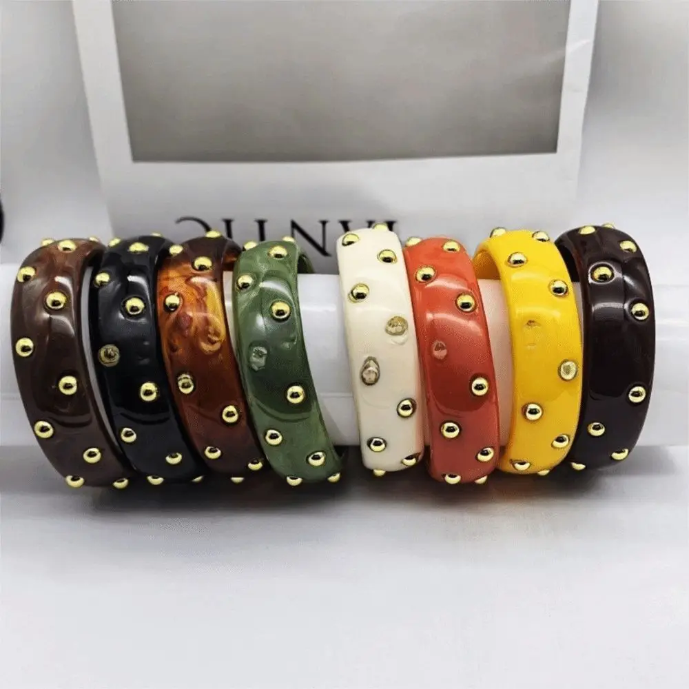 Metal Point Vintage Resin Bangle Round Shape Punk Style Chunky Bracelet Stackable Inlaid Beads Wide Bangle Women Accessories
