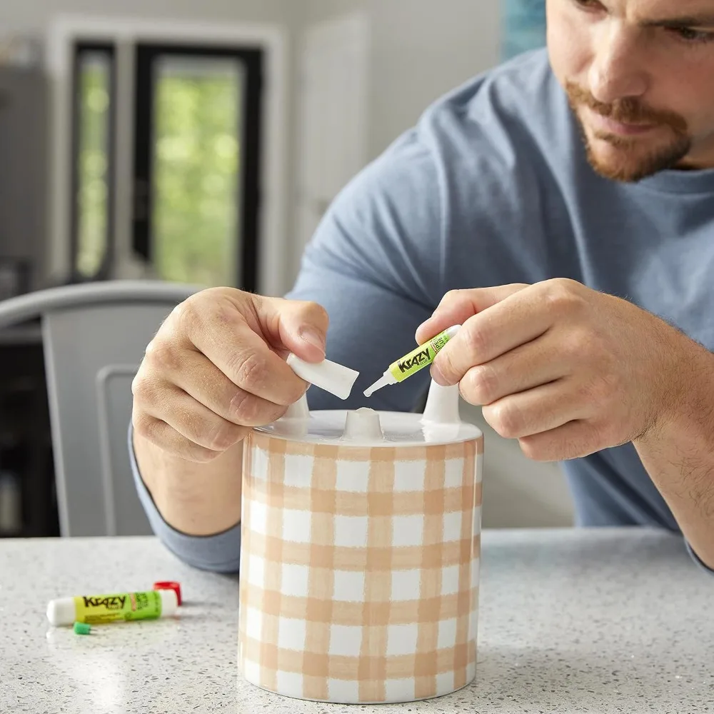 Colla di precisione multiuso, bottiglie da 2 g, 2 pezzi per riparazioni quotidiane