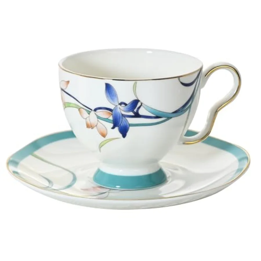 

Tea Cups and Saucers for 1 Bone China Teacup Set for Adults with Gold Trim and Gift Box Blue and White Chinese English British