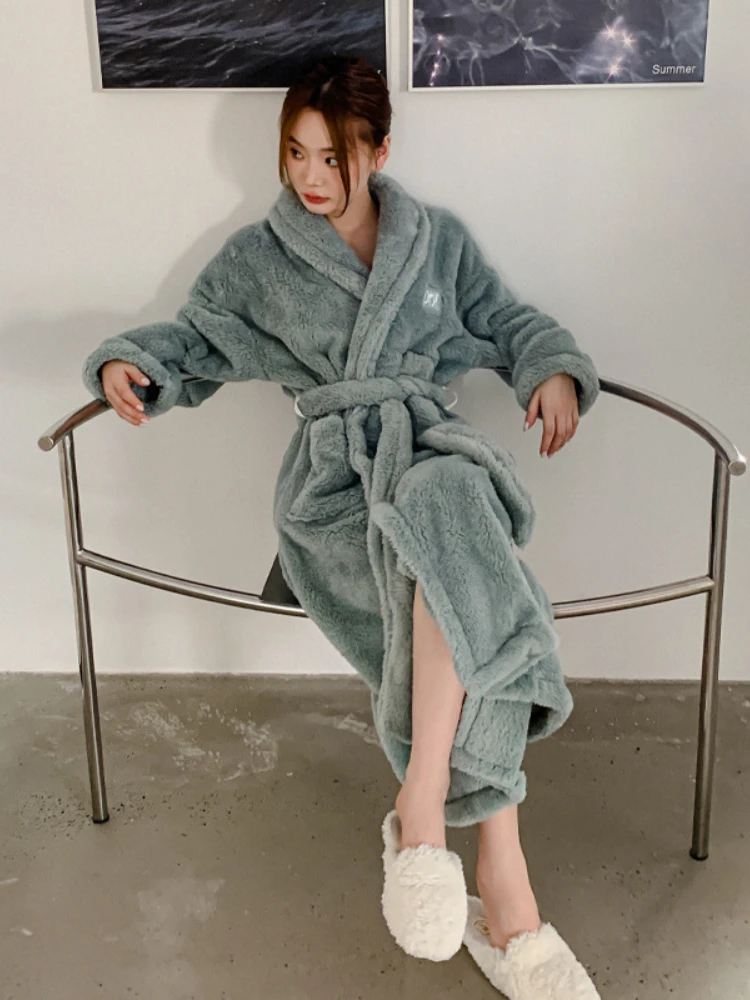 Pajamas Women New Coral Fleece Thickened Warm High Quality Flannel Home Clothes Autumn Winter Nightgown Slim Fit Plush Bathrobe