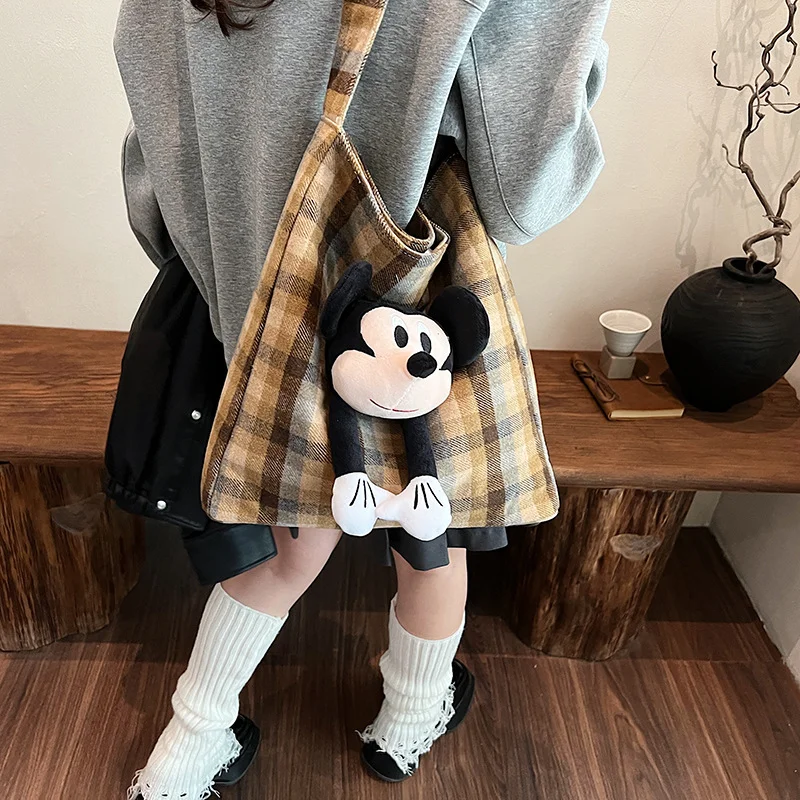 Disney autumn and winter Mickey Mouse retro fashion portable women's bag cartoon doll plaid simple versatile shoulder bag