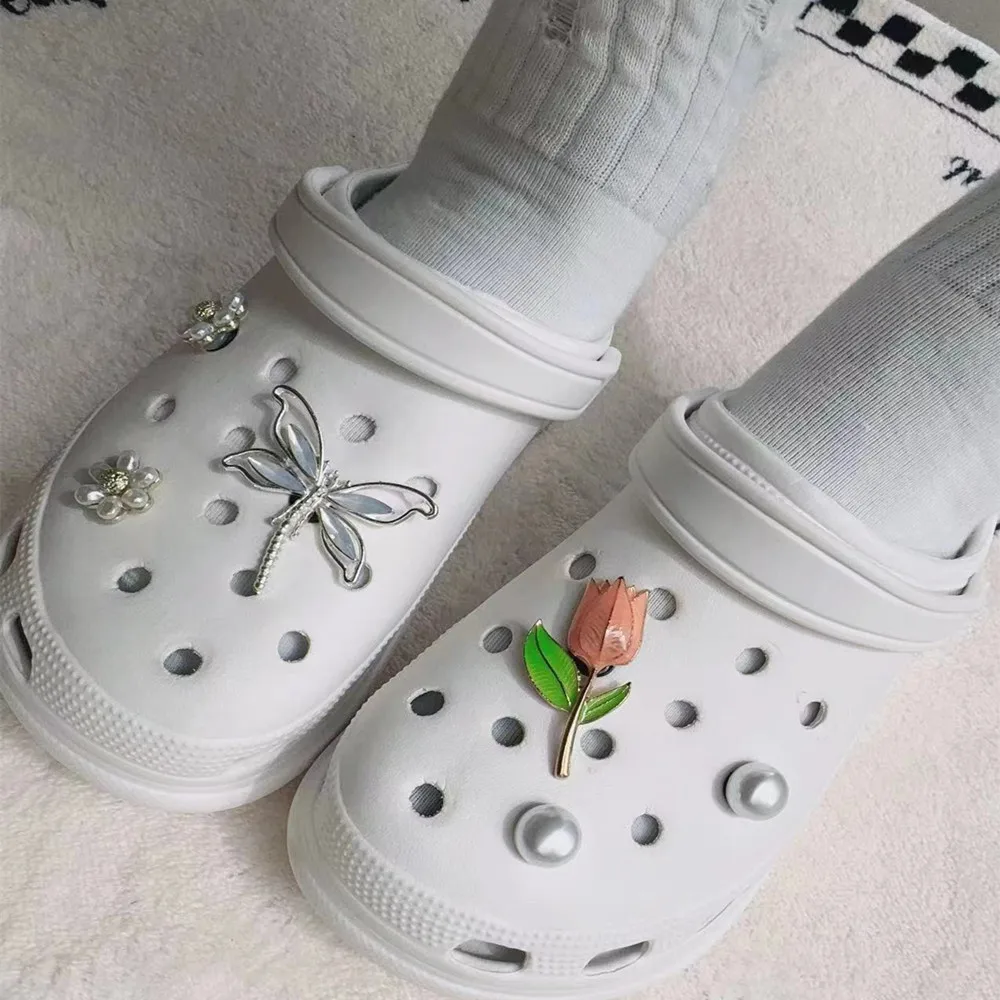 Creative Tulip Dragonfly Hole Shoe Charms Decorations Pearl Water Diamond Shoes Buckle DIY 3D Hole Shoe Accessories