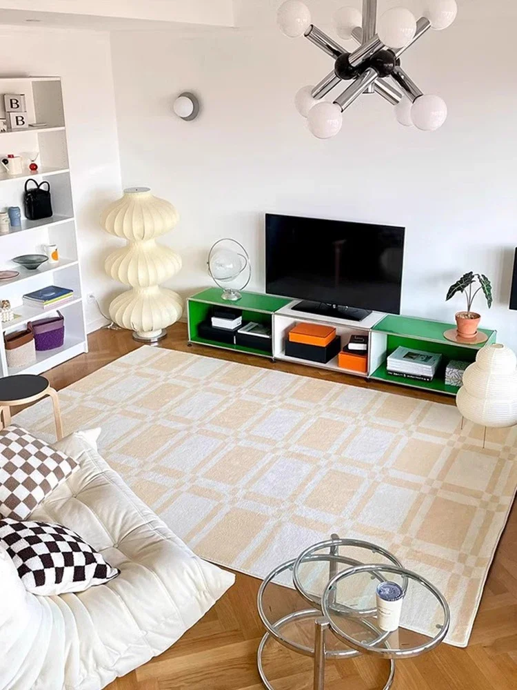 

Artistic Geometric Carpet Creative Plaid Living Room Carpets Comfortable Soft Luxury Decorative Rug Machine Washable Bedroom Rug