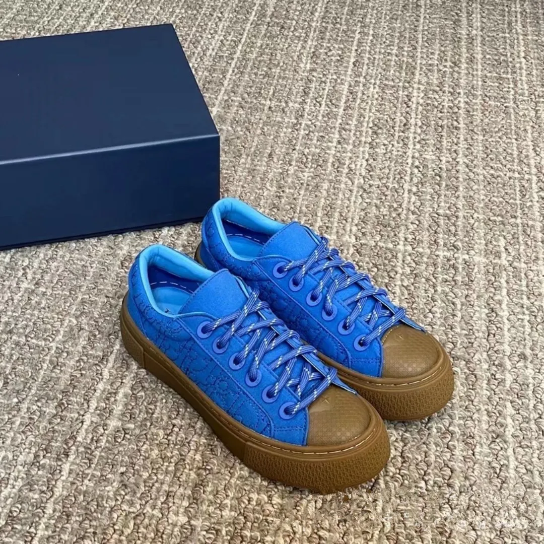 2025, farblich passende Schnür-Board-Schuhe für Damen, Alphabet, lässiges Leder, niedrige, bestickte Sportschuhe für Herren