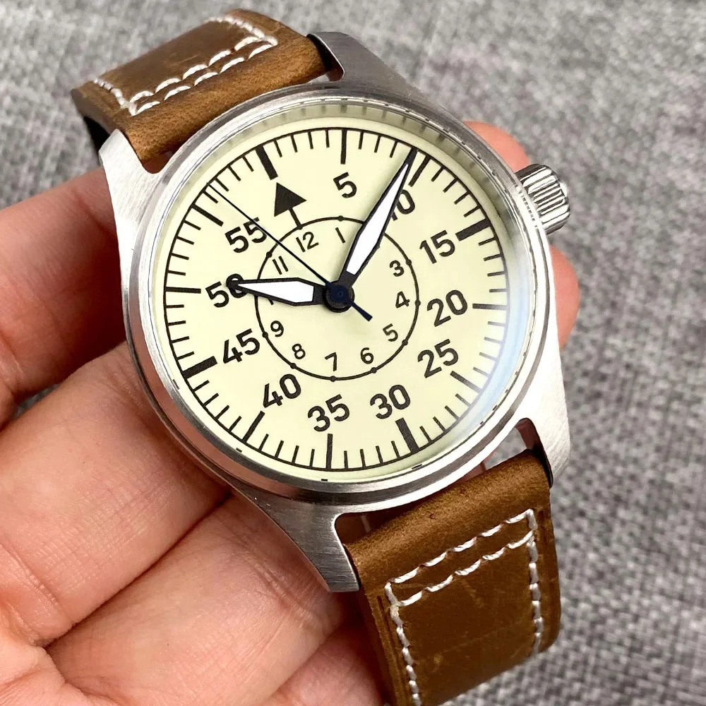 

39mm Pilot 20Bar Automatic Watch Men Full Green Lume Beige Dial NH35A PT5000 200M Dive Wristwatch Sapphire Glass Leather Band