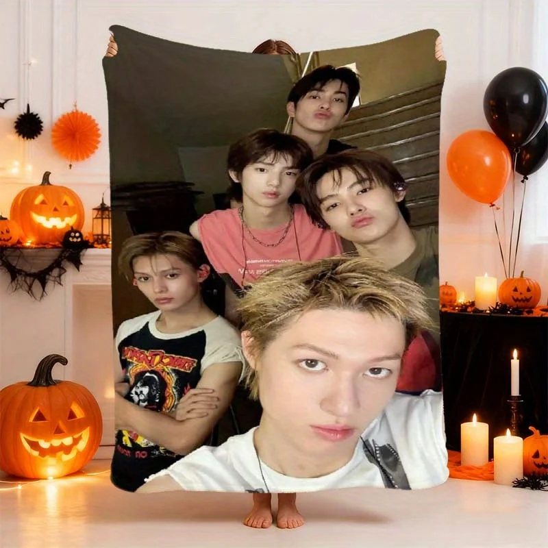1pc K-Pop Boy Band Logo Plush Blanket - Korean Group Member Design,  Polyester All-Season Lightweight Bedspread for Bed,