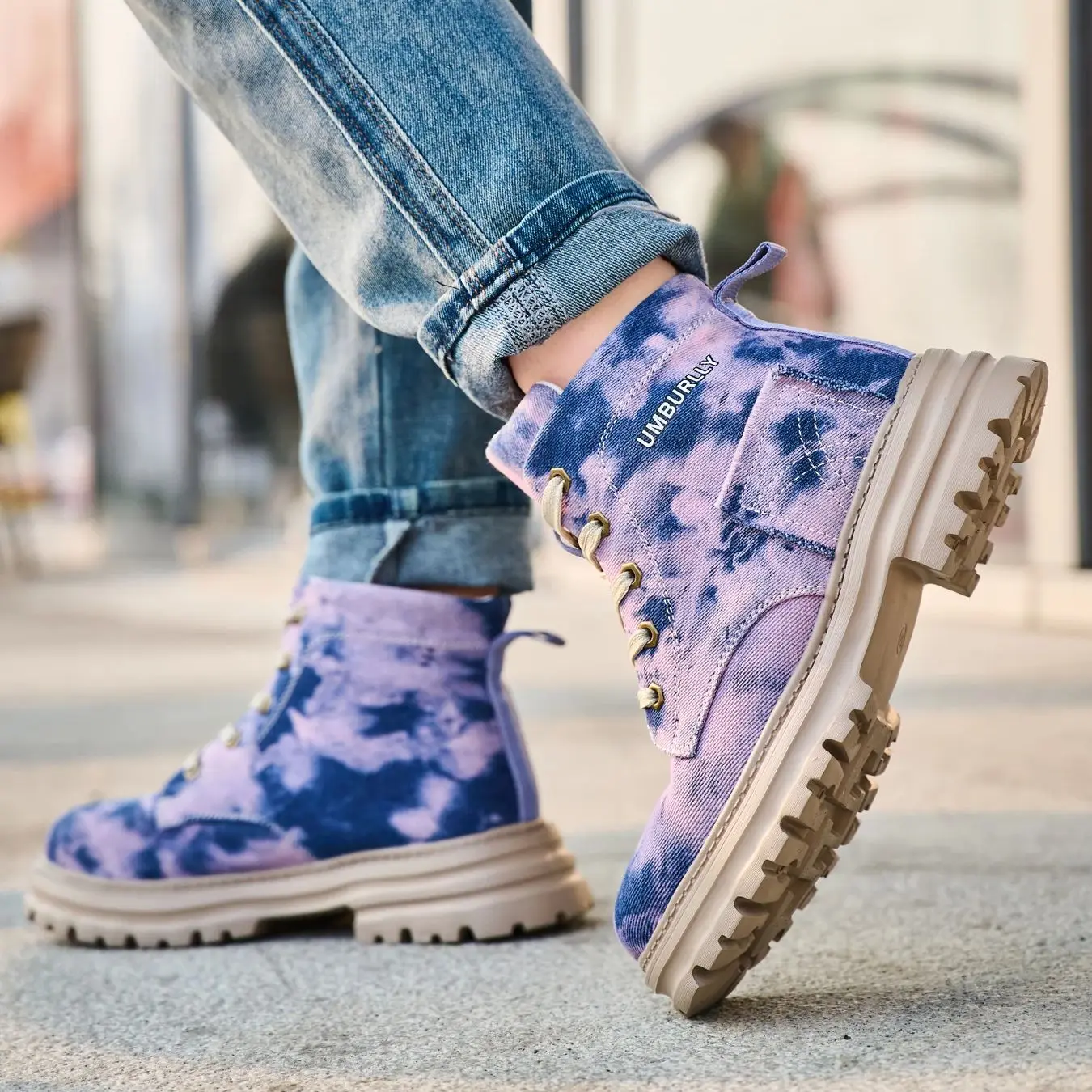 2025 New Fashion Women's Safety Shoes Smashing Steel Head Puncture Proof Kevlar Street Outdoor Light Women's Work Boots