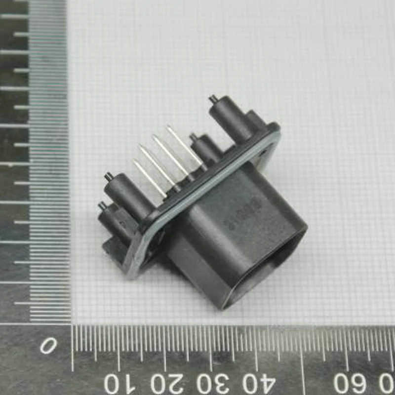 2PCS Original Connector 776276-1 For Car Smart Electronic Devices Automobile 8P male black case