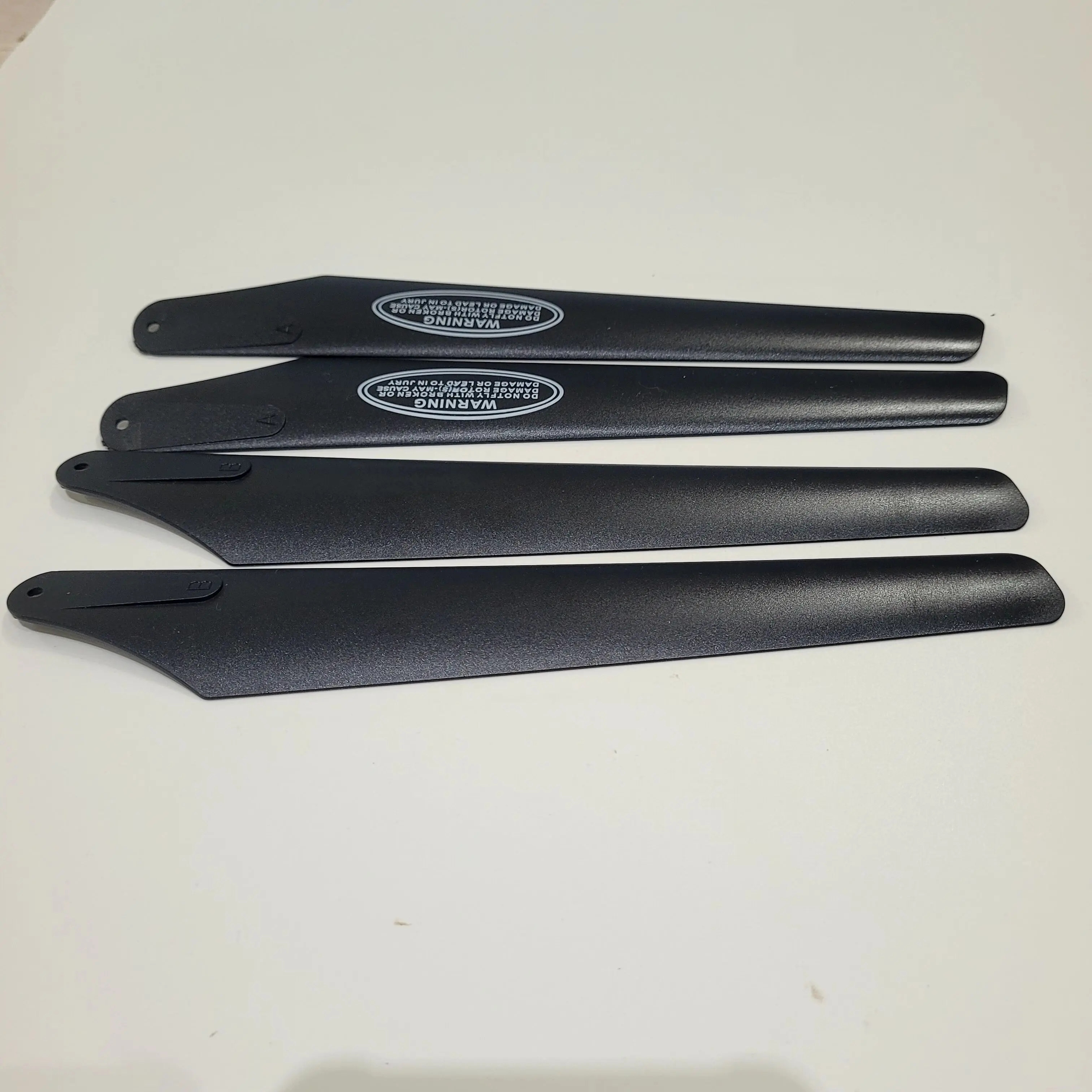 

Main Blade CW CCW Wings Rotor for RC Helicopter Aircraft Propeller Spare Part Accessory Size 22cm x 3.2cm x 0.35cm(hole)