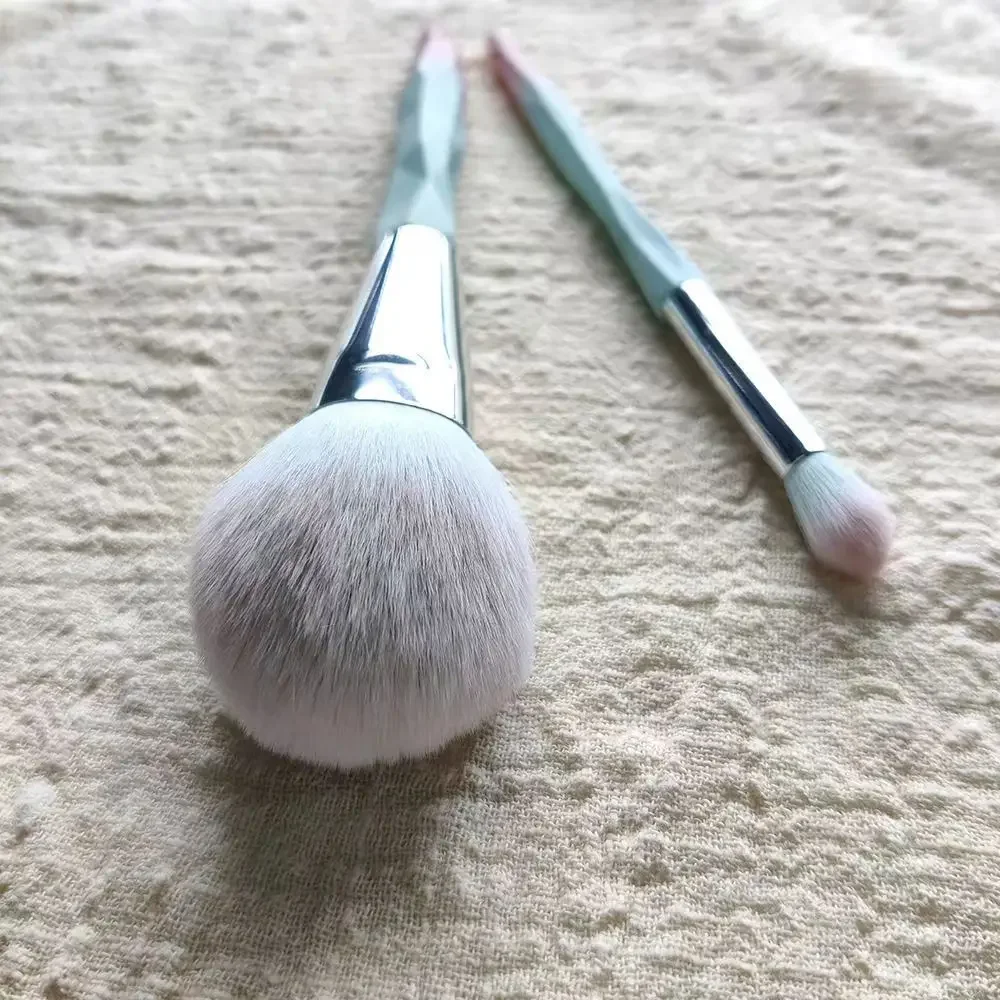 12Pcs Luxury Makeup Brush Set with Convent Bag To Meet Makeup Needs in One Go Portable beauty tools