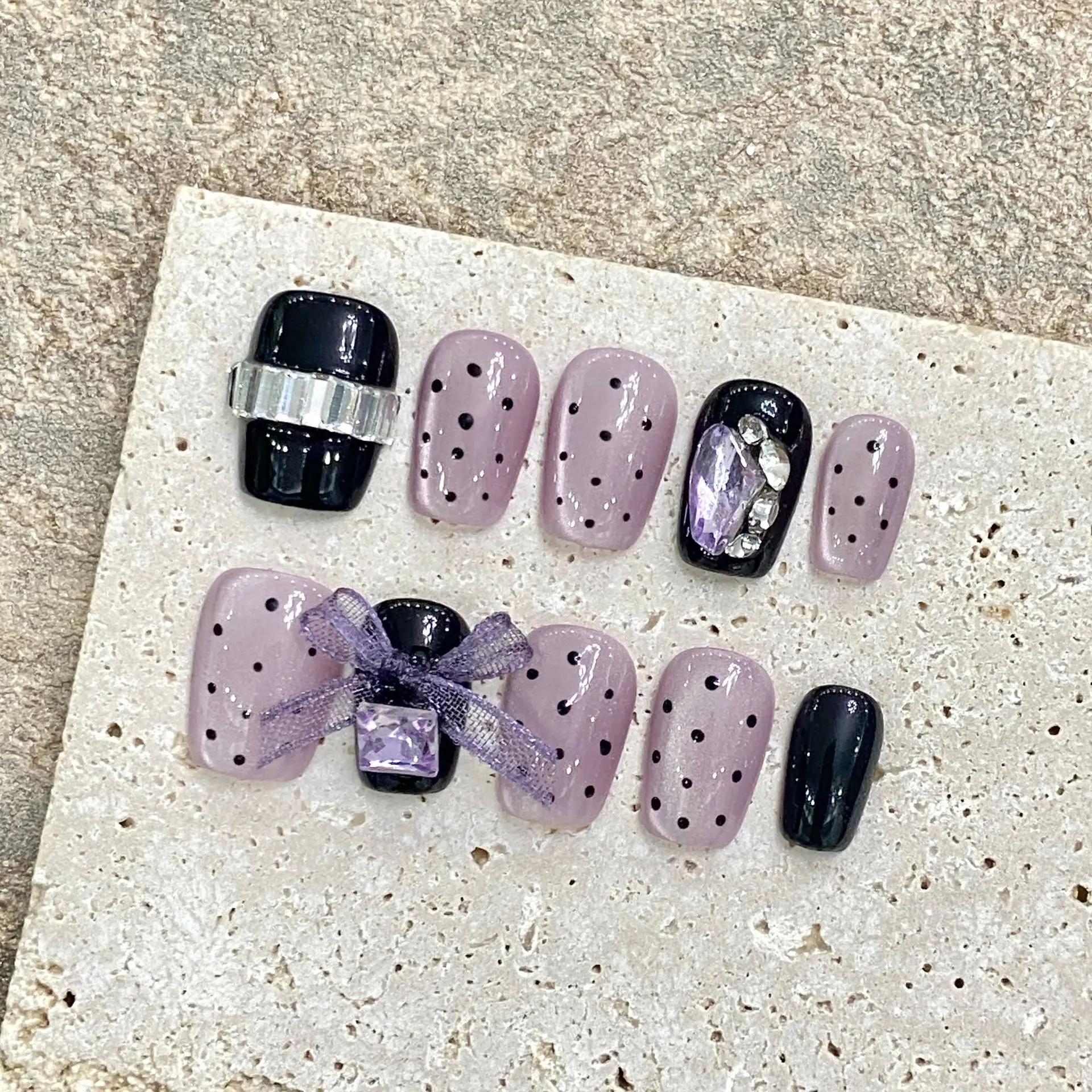 Handgemaakte Zoete Stijl Ballet Nep Paarse Nagels Nagels Golfpunt Cat Eye Decor Kist Valse Nagels Ingedrukt